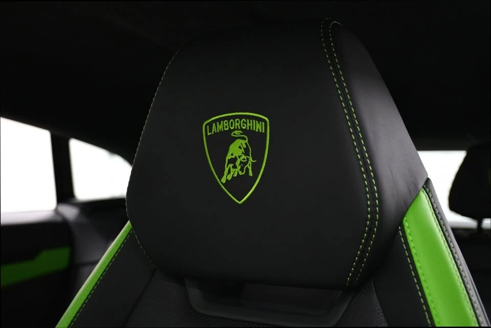 2025 Lamborghini Urus - Image 13 of 20
