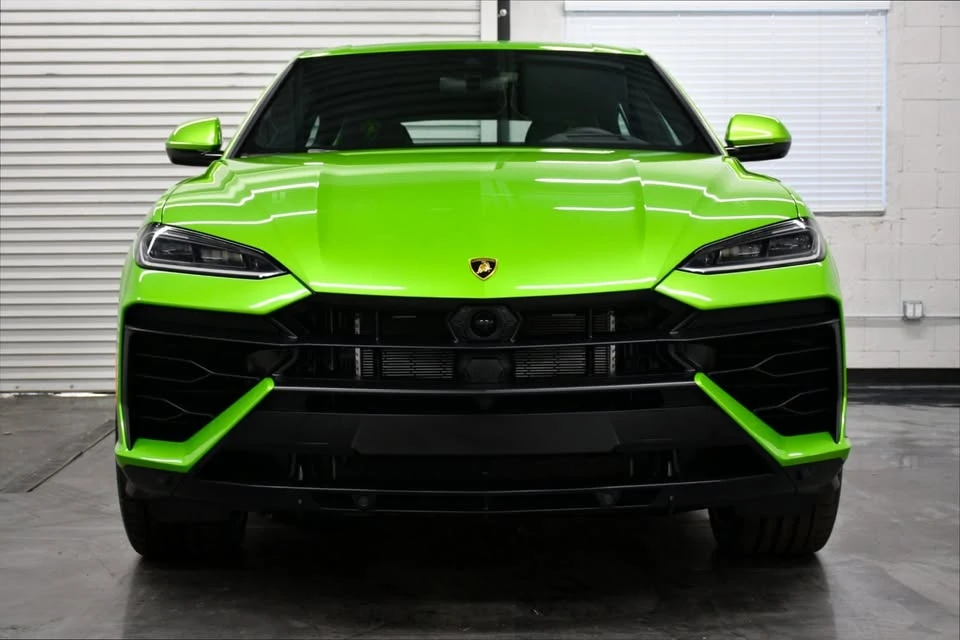 2025 Lamborghini Urus - Image 10 of 20