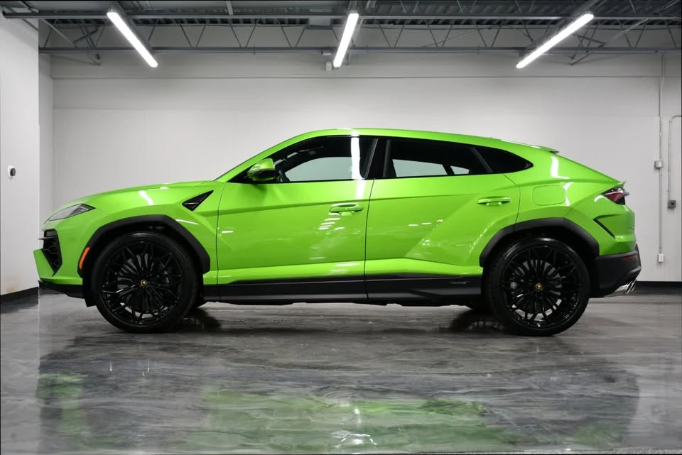 2025 Lamborghini Urus - Image 4 of 20