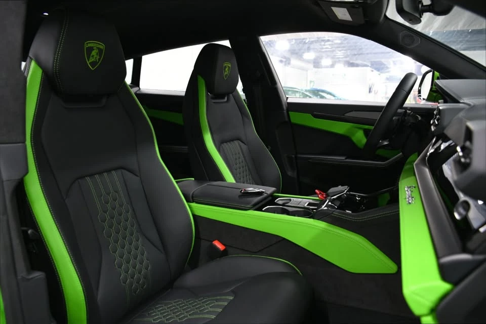 2025 Lamborghini Urus - Image 20 of 20