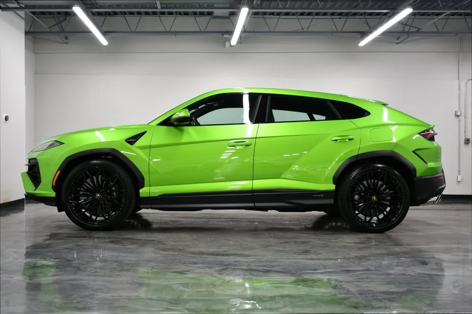2025 Lamborghini Urus - Image 3 of 20
