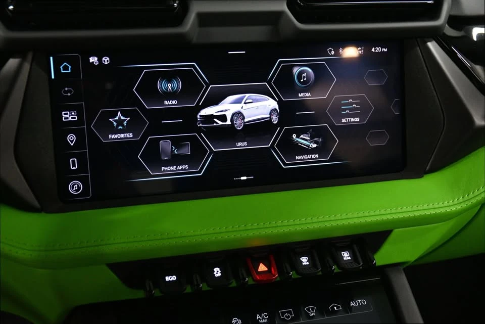 2025 Lamborghini Urus - Image 16 of 20