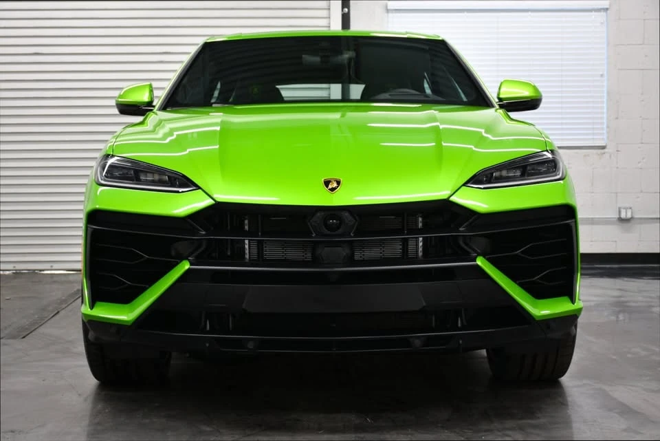 2025 Lamborghini Urus - Image 9 of 20
