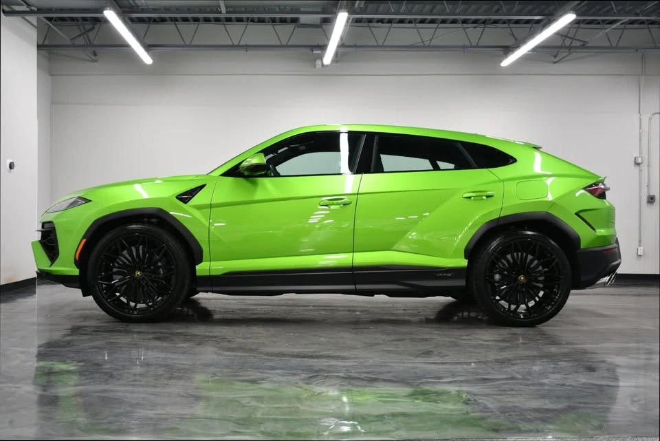 2025 Lamborghini Urus - Image 3 of 20