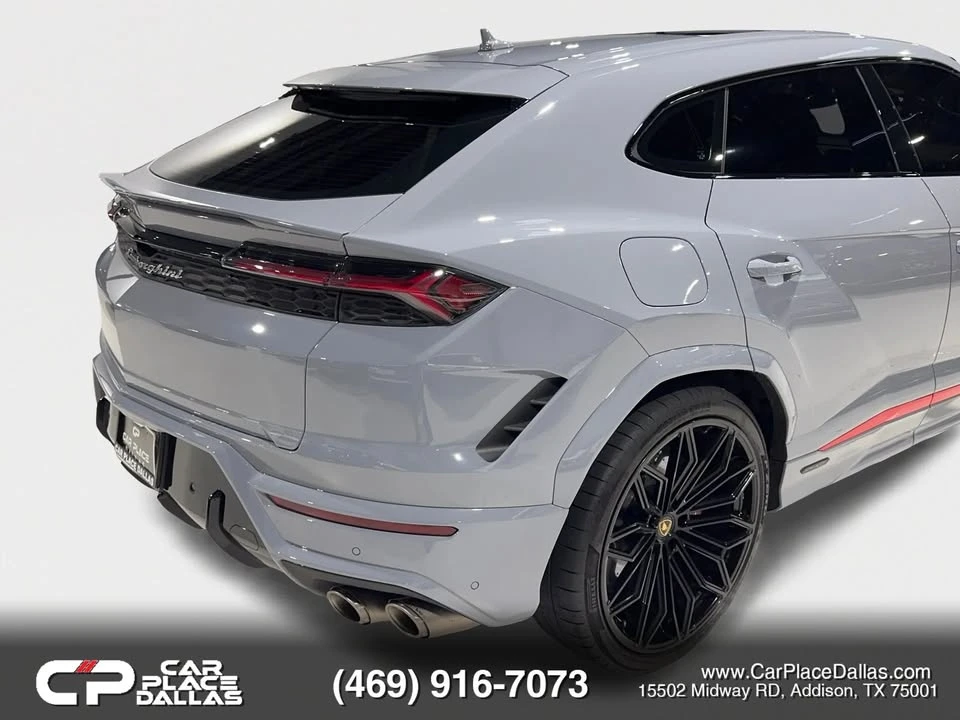 2025 Lamborghini Urus SE - Image 13 of 19