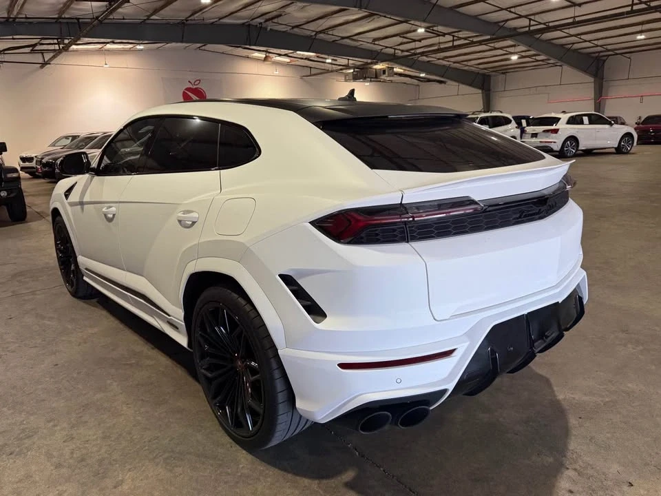 2025 Lamborghini Urus SE - Image 19 of 19