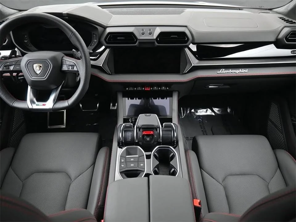2025 Lamborghini Urus SE - Image 9 of 16