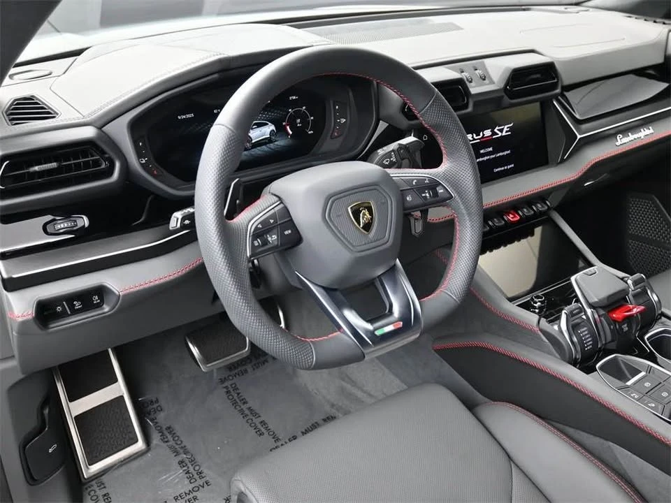 2025 Lamborghini Urus SE - Image 8 of 16