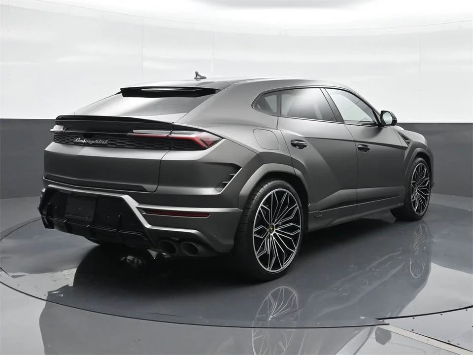 2025 Lamborghini Urus SE - Image 2 of 16