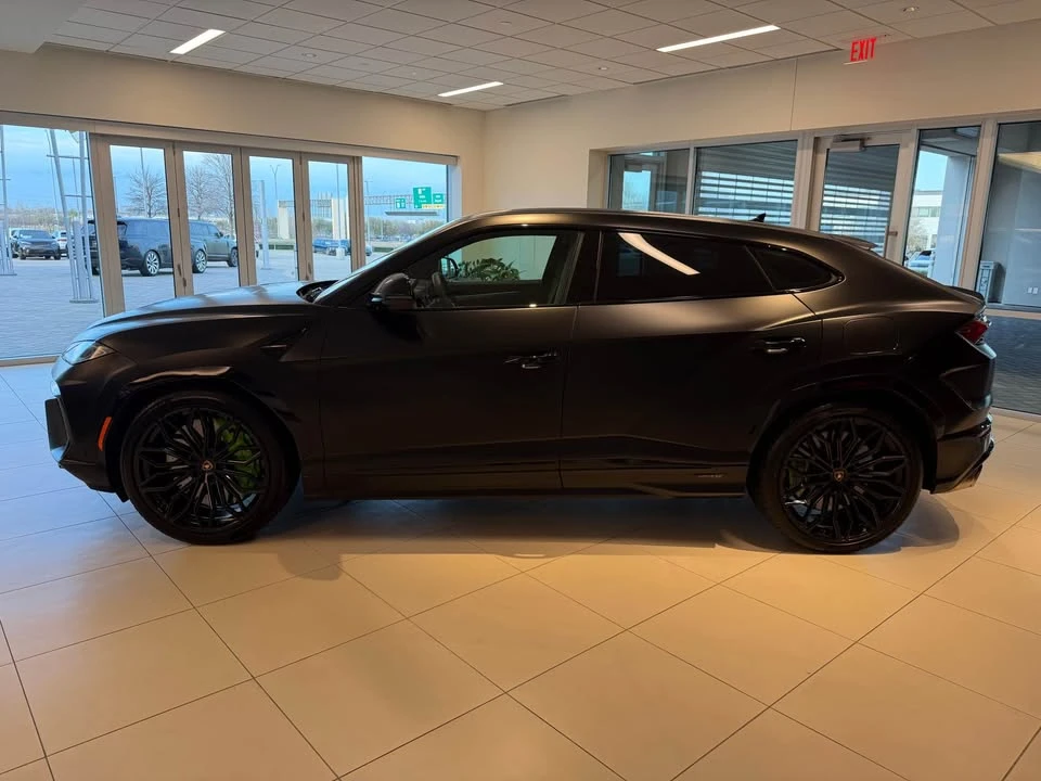 2025 Lamborghini Urus SE - Image 4 of 13