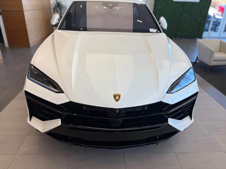 2025 Lamborghini Urus SE - Image 7 of 15