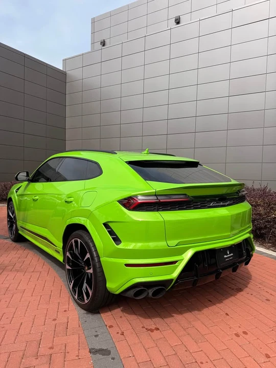 2025 Lamborghini Urus SE - Image 3 of 8