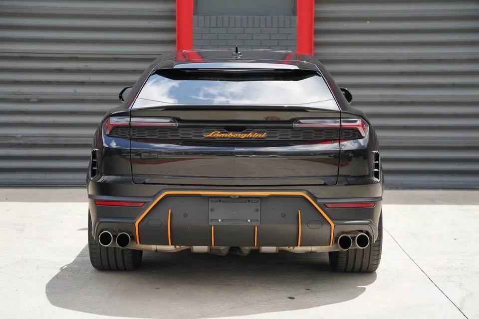 2025 Lamborghini Urus SE - Image 8 of 20