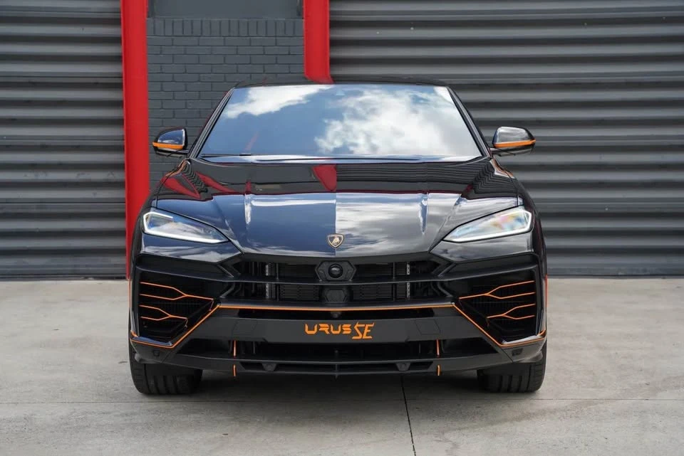 2025 Lamborghini Urus SE - Image 4 of 20