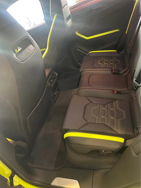 2025 Lamborghini Urus - Image 6 of 8