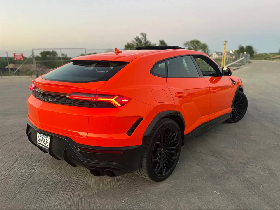 2025 Lamborghini Urus S - Image 2 of 12