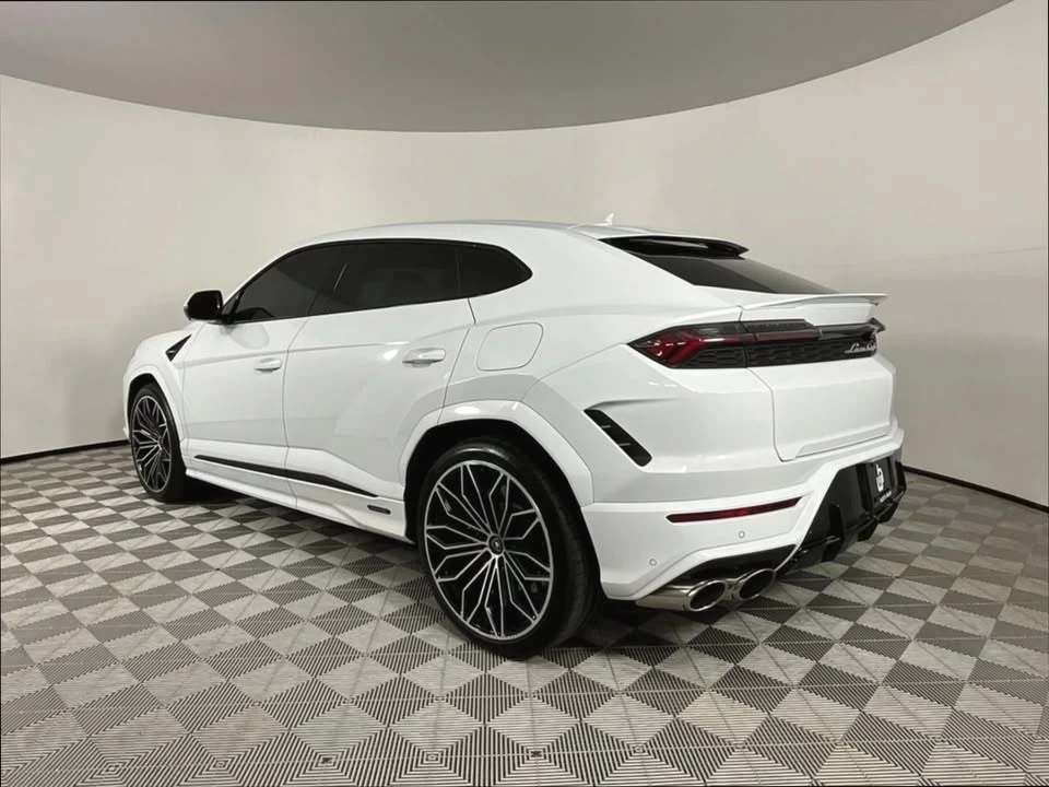 2025 Lamborghini Urus - Image 3 of 20