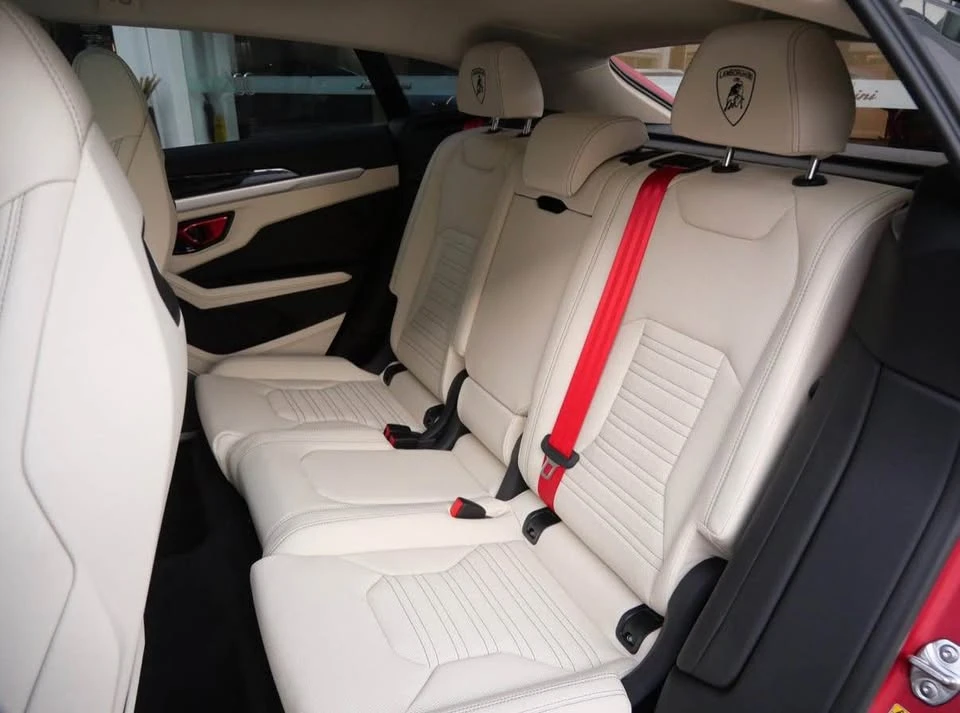 2025 Lamborghini Urus SE - Image 10 of 10
