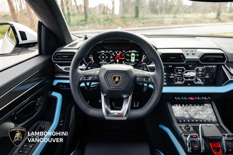 2025 Lamborghini Urus SE - Image 14 of 16