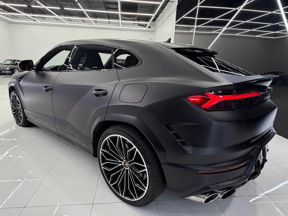 2025 Lamborghini Urus SE - Image 9 of 20