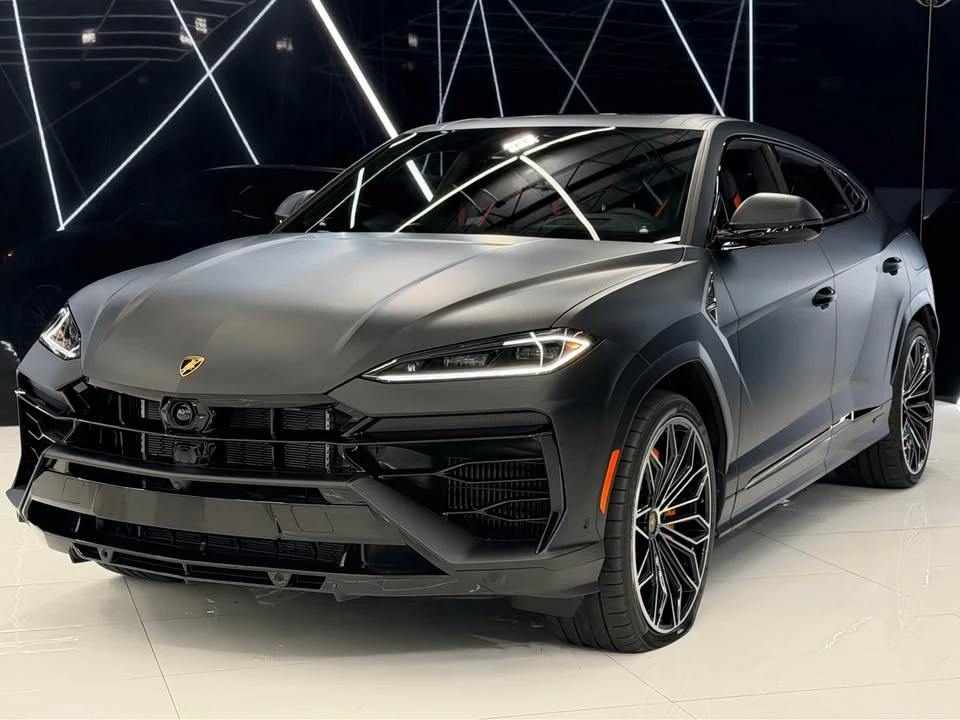 2025 Lamborghini Urus SE - Image 5 of 20