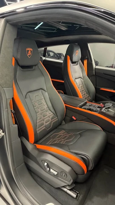 2025 Lamborghini Urus SE - Image 19 of 20