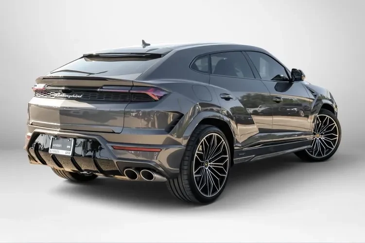 2025 Lamborghini Urus SE - Image 4 of 17