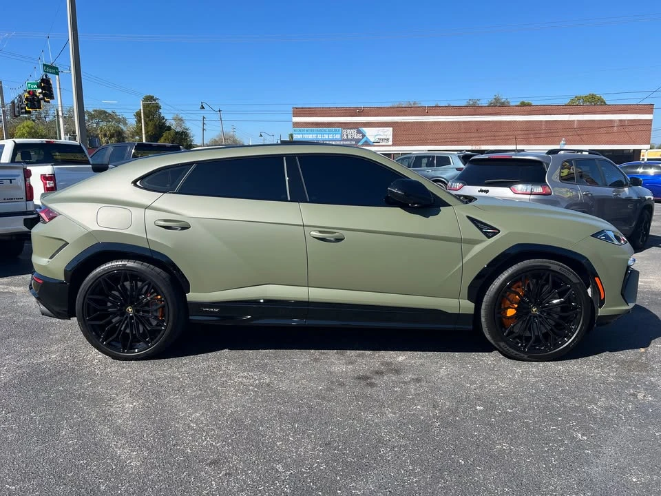 2025 Lamborghini Urus SE - Image 7 of 16