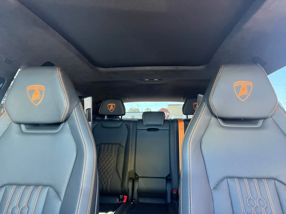 2025 Lamborghini Urus SE - Image 13 of 16