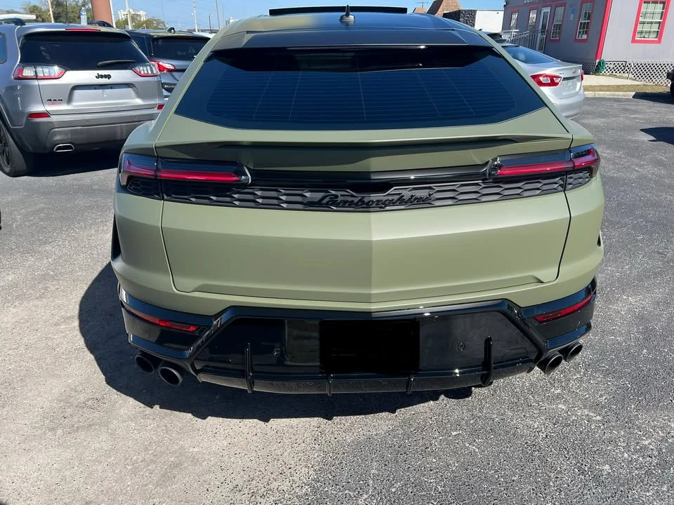 2025 Lamborghini Urus SE - Image 5 of 16