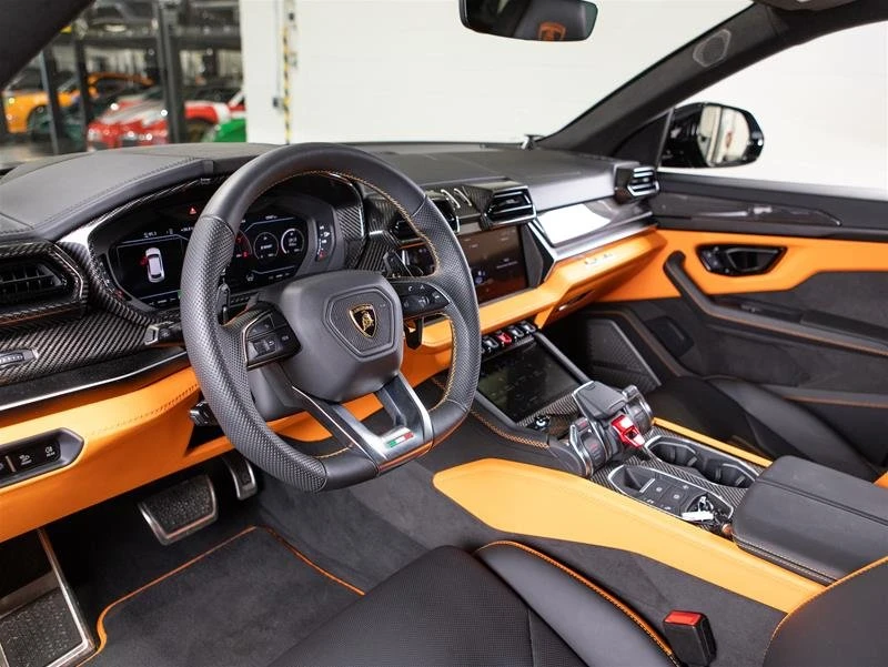 2025 Lamborghini Urus SE - Image 7 of 15