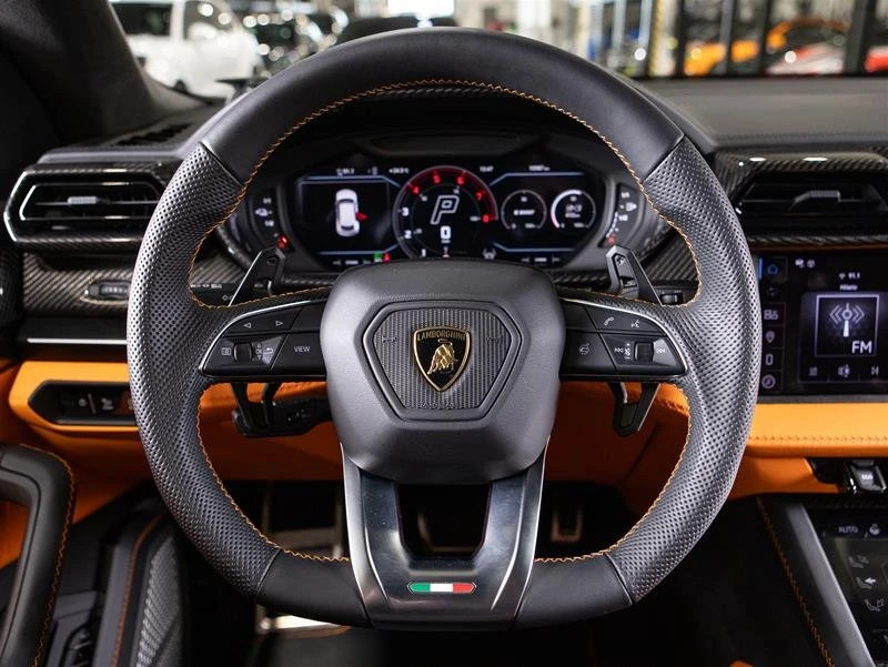2025 Lamborghini Urus SE - Image 13 of 15