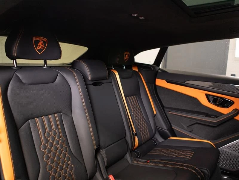 2025 Lamborghini Urus SE - Image 11 of 15