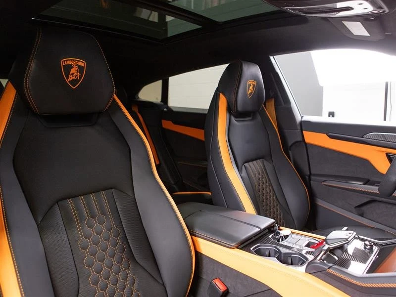 2025 Lamborghini Urus SE - Image 9 of 15