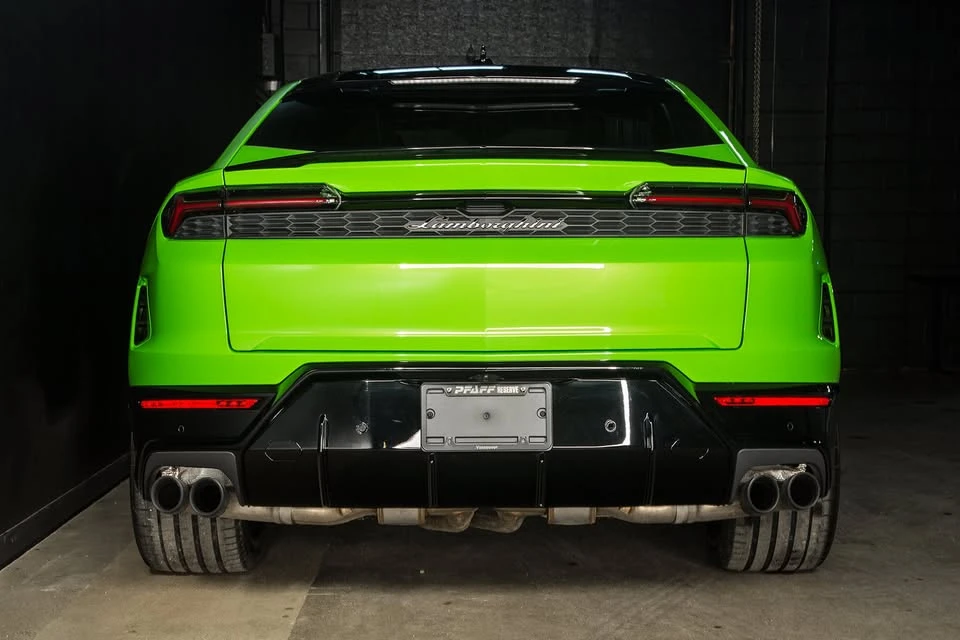 2025 Lamborghini Urus SE - Image 2 of 18