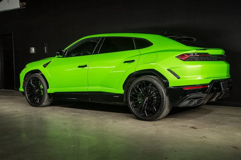 2025 Lamborghini Urus SE - Image 3 of 20
