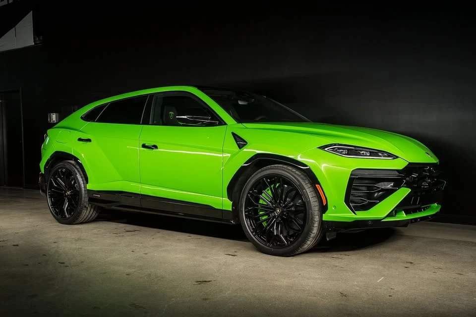 2025 Lamborghini Urus SE - Image 5 of 20