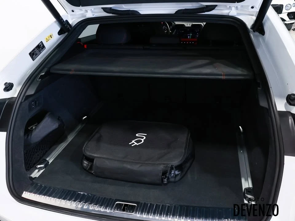 2025 Lamborghini Urus SE - Image 19 of 19