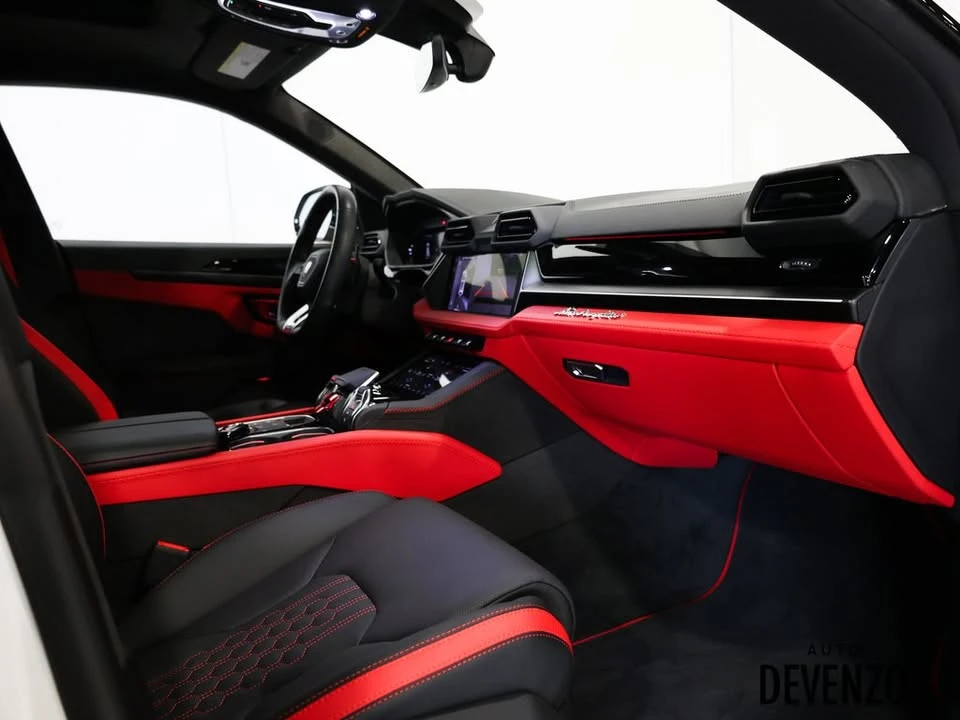 2025 Lamborghini Urus SE - Image 5 of 19