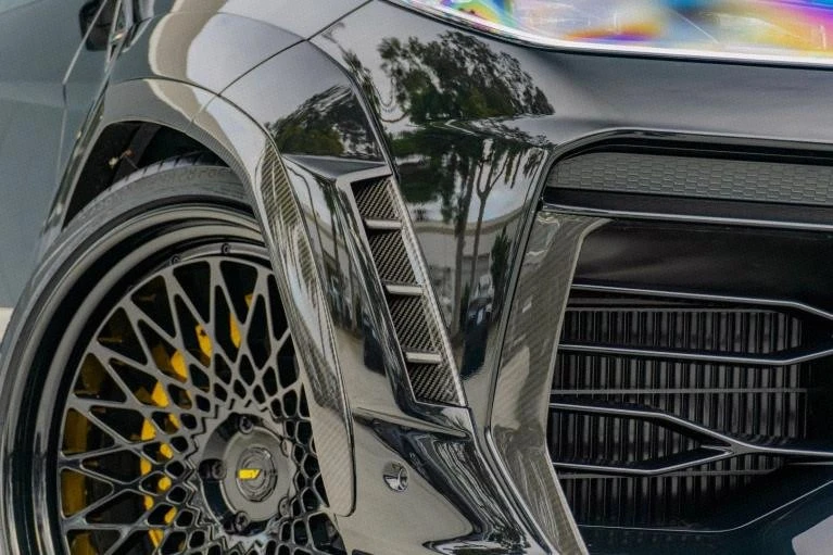 2025 Lamborghini Urus SE - Image 11 of 20