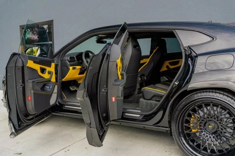 2025 Lamborghini Urus SE - Image 8 of 20