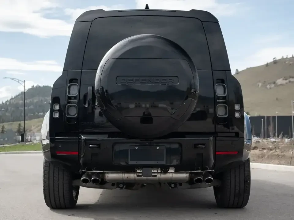 2025 Land Rover Defender V8 - Image 2 of 7