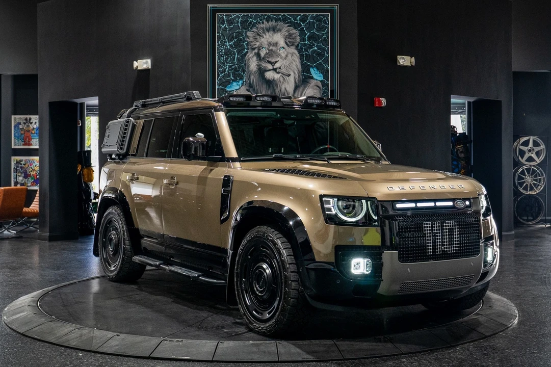 2025 Land Rover Defender L663 - Image 10 of 12