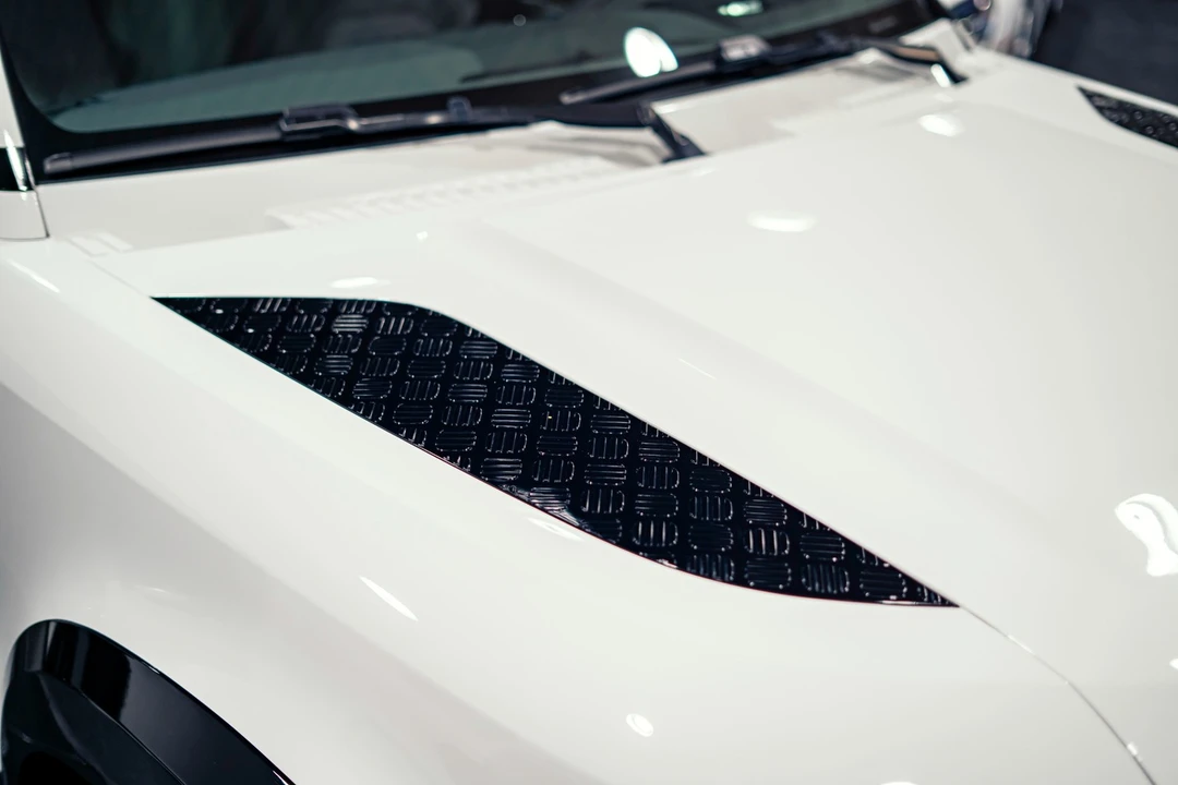 2025 Land Rover - Image 23 of 31