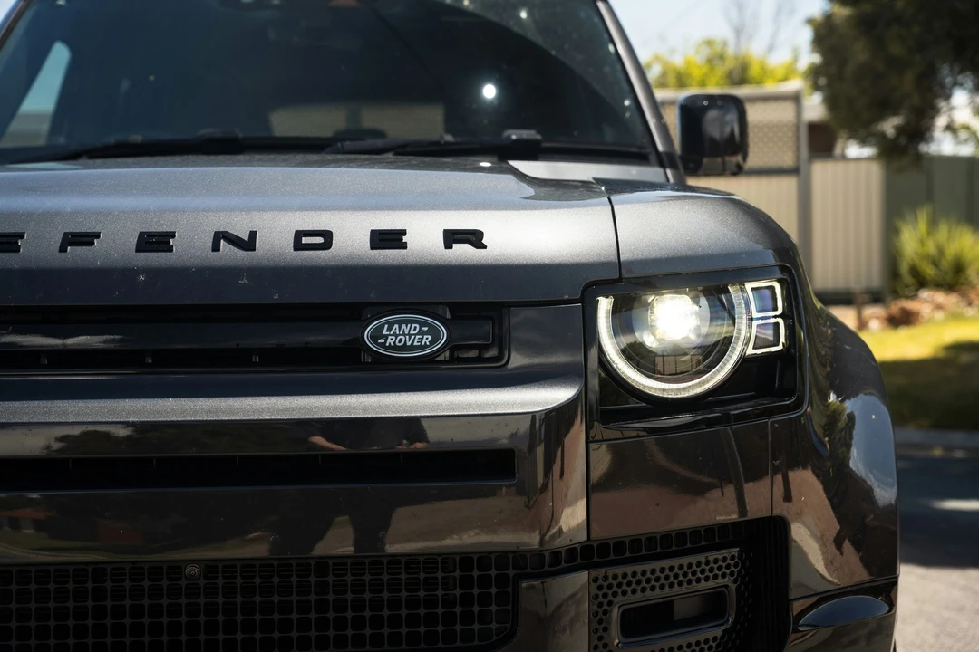 2025 Land Rover Defender L663 - Image 20 of 21