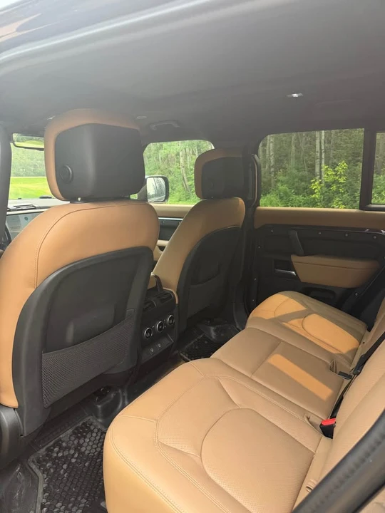 2025 Land Rover Defender L663 - Image 5 of 6