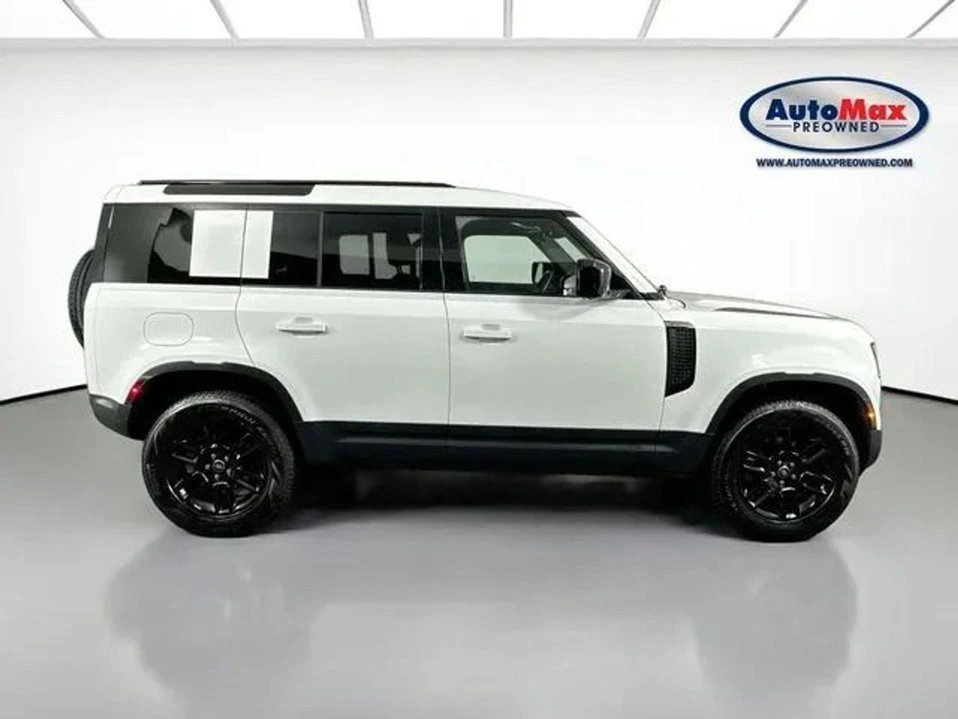 2025 Land Rover Defender L663 - Image 10 of 20