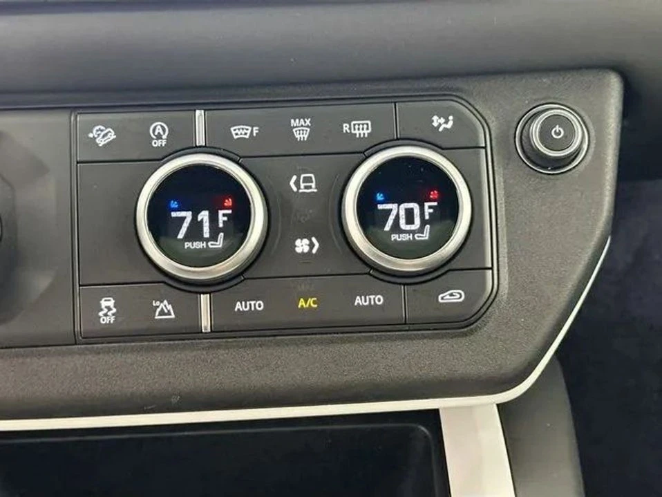 2025 Land Rover Defender L663 - Image 15 of 20