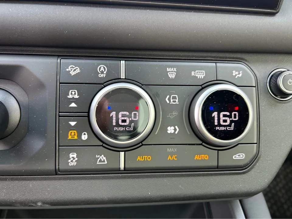 2025 Land Rover Defender L663 - Image 15 of 16