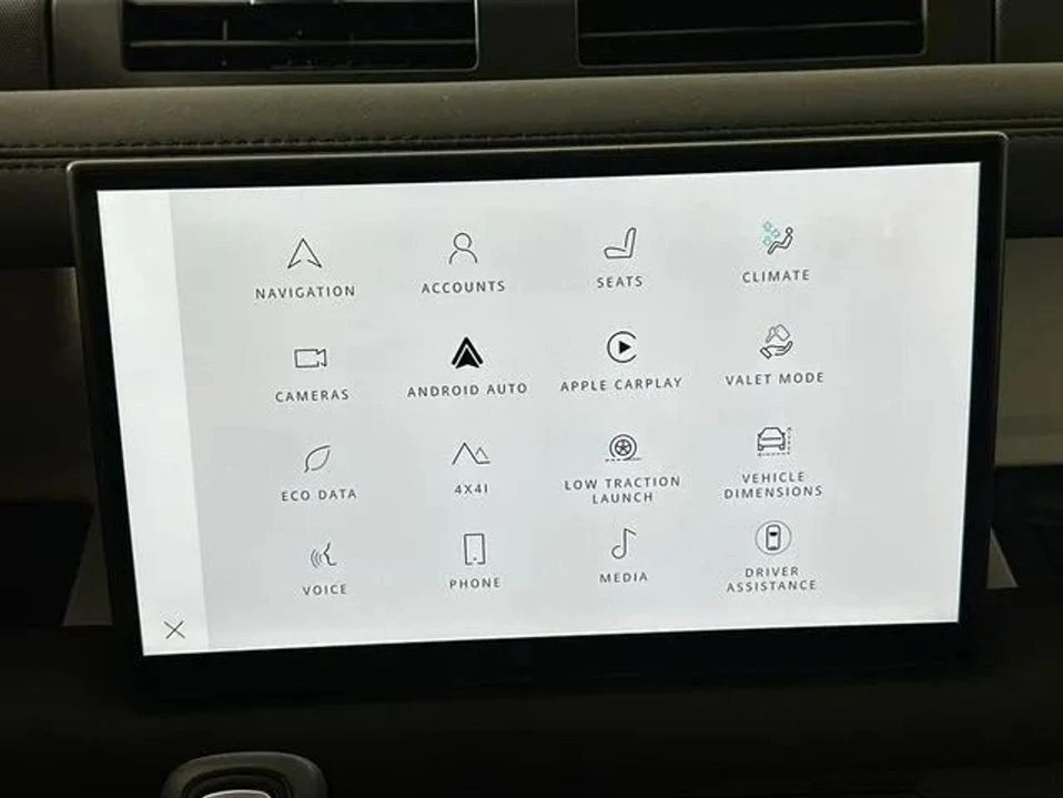 2025 Land Rover Defender L663 - Image 13 of 20